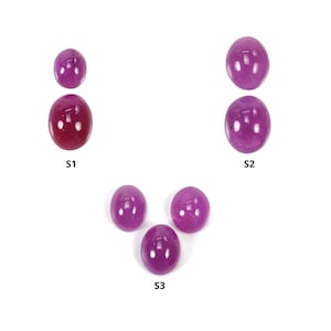 Könnte beinhalten: Drei Sätze rosa und lila Edelsteine, gekennzeichnet mit S1, S2 und S3. Die Edelsteine sind oval geformt und haben eine glatte, polierte Oberfläche.