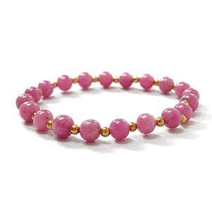 Rubin Edelstein Perlen Armband : 52.65ct Natur Pink Cocktail Schlicht Dehnbar Messing Armband 6mm 6.50"