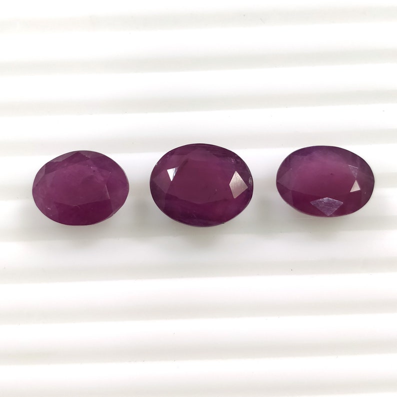 11.00cts Natural Untreated Unheated Ruby Gemstone Oval Shape Emerald Cut 10*8mm 12*9mm 3pcs For Jewelry PURPLISH RED RUBY Gemstone Cut