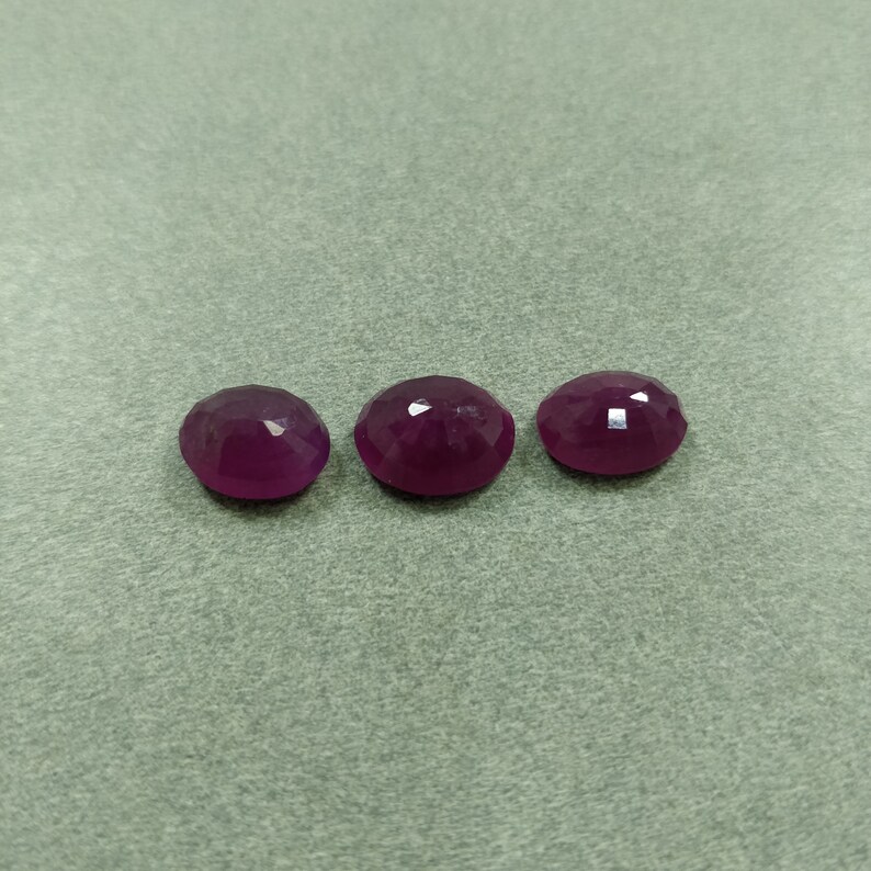11.00cts Natural Untreated Unheated Ruby Gemstone Oval Shape Emerald Cut 10*8mm 12*9mm 3pcs For Jewelry PURPLISH RED RUBY Gemstone Cut