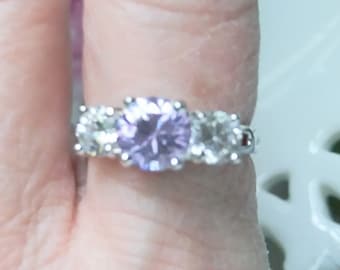 Anillo de plata de ley 925 con amatista morada y circonita cúbica, talla 7.5
