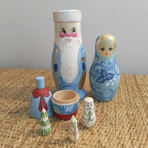 Russian Hand Painted Matryoshka Blue Folk Wood Nesting Dolls Set