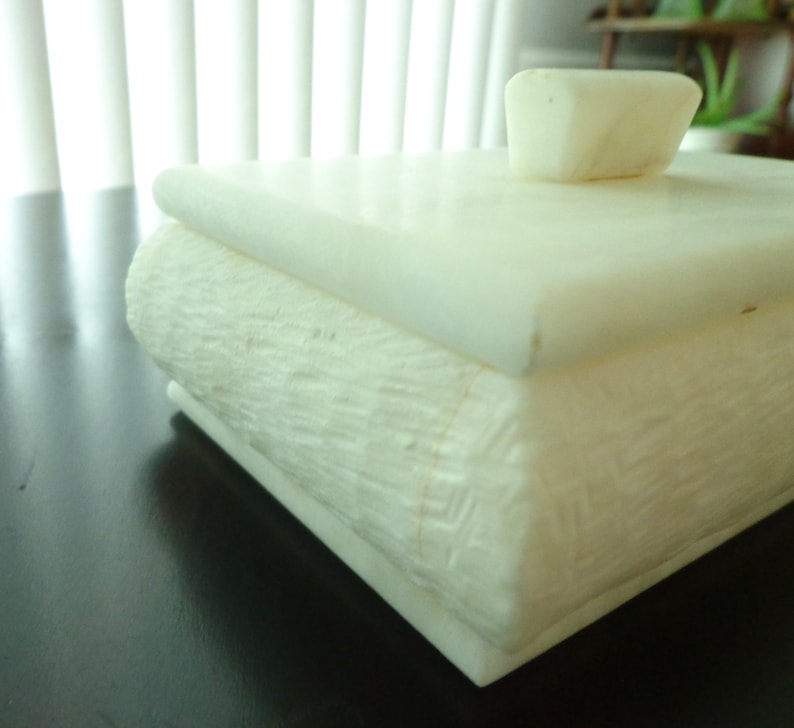 Jewelry Box UCAGCO White Marble lidded Dresser Box Vanity Box Made In Italy 5 34 x 4