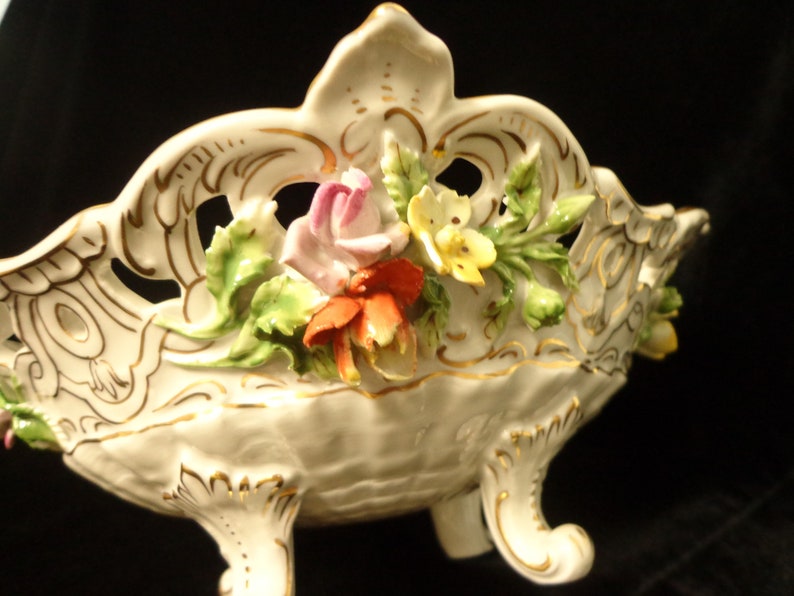 Antique Floral Overlay Openwork Bowl Basket Excellent Condition Potschappel Von Carl Thieme Porcelain DRESDEN 1900/'s Germany