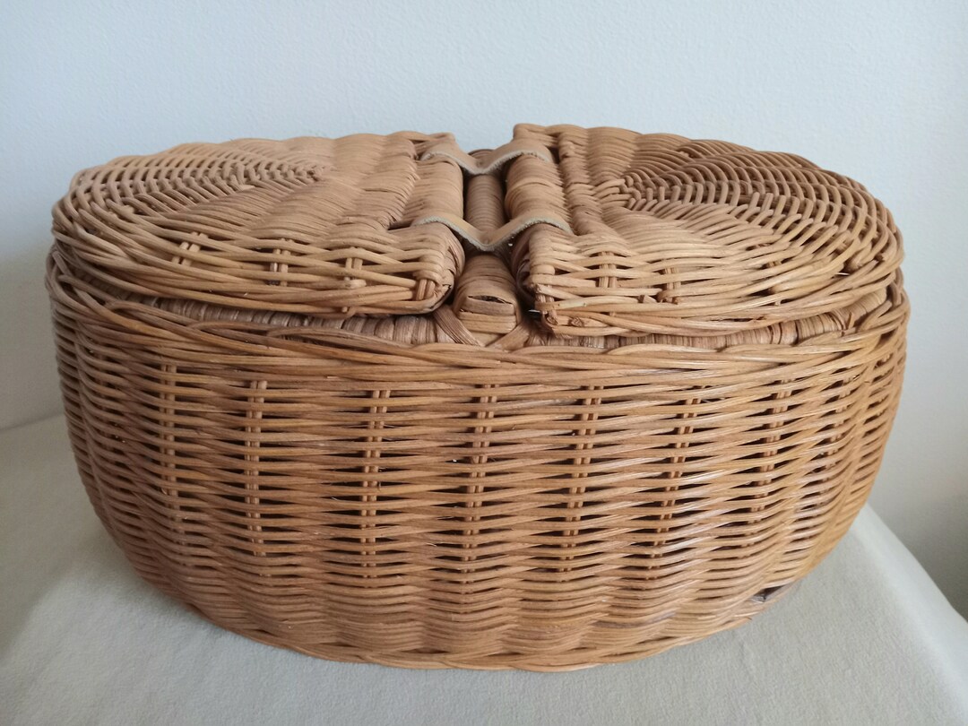 Double Compartments Wicker Basket Leather Straps 2 Lidded Basket Picnic