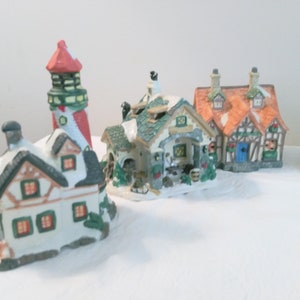 Thomas Kinkade Christmas Village Collection: Cobblestone Corners