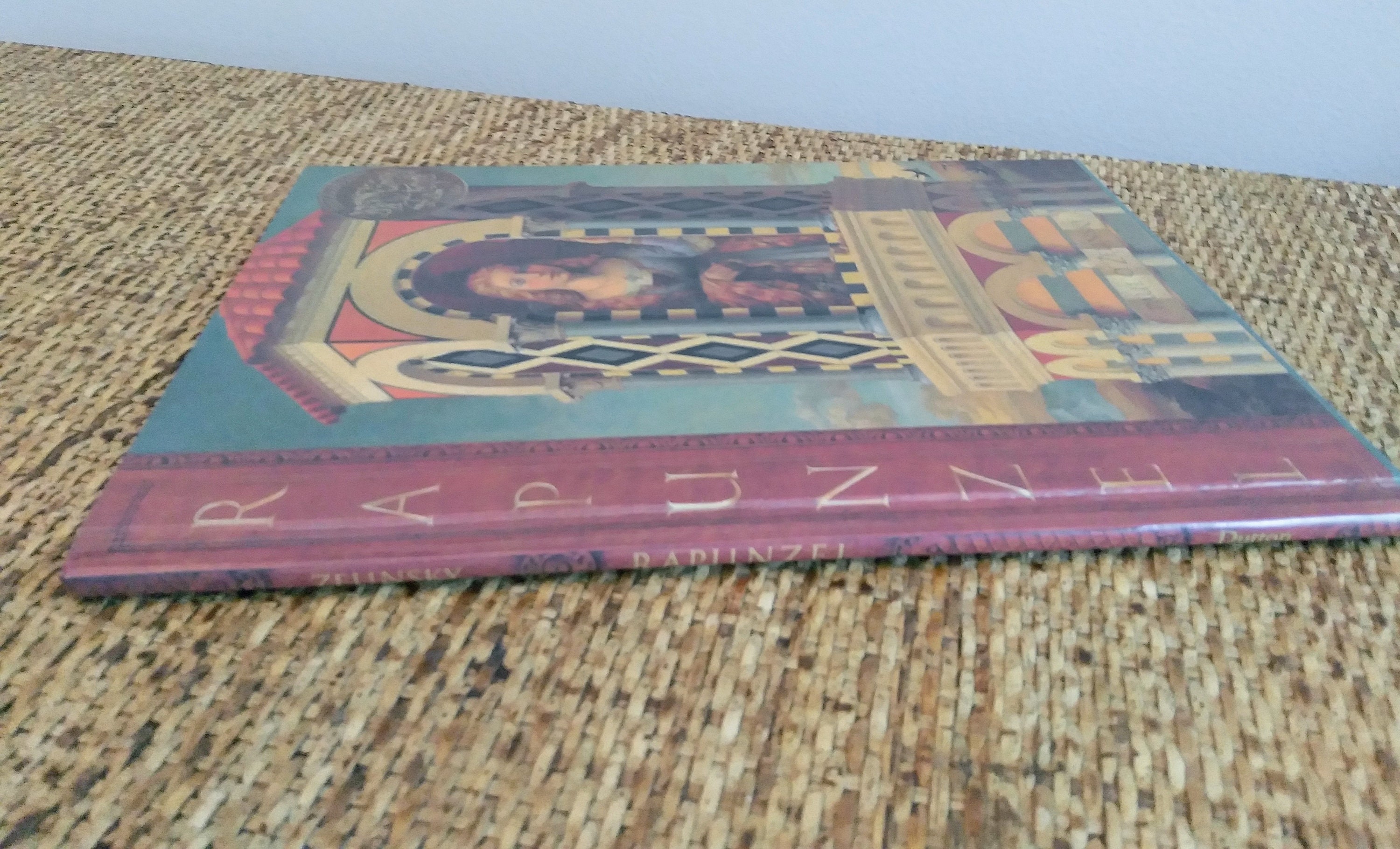 Rapunzel Hardcover Book Paul O. Zelinsky 1997 1st Edition