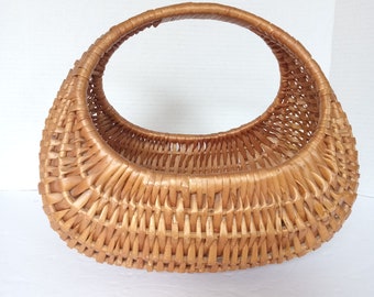 Vintage Retro Top Handle Handbag Basket French, BOHO, French Gondola Shape Wicker Basket