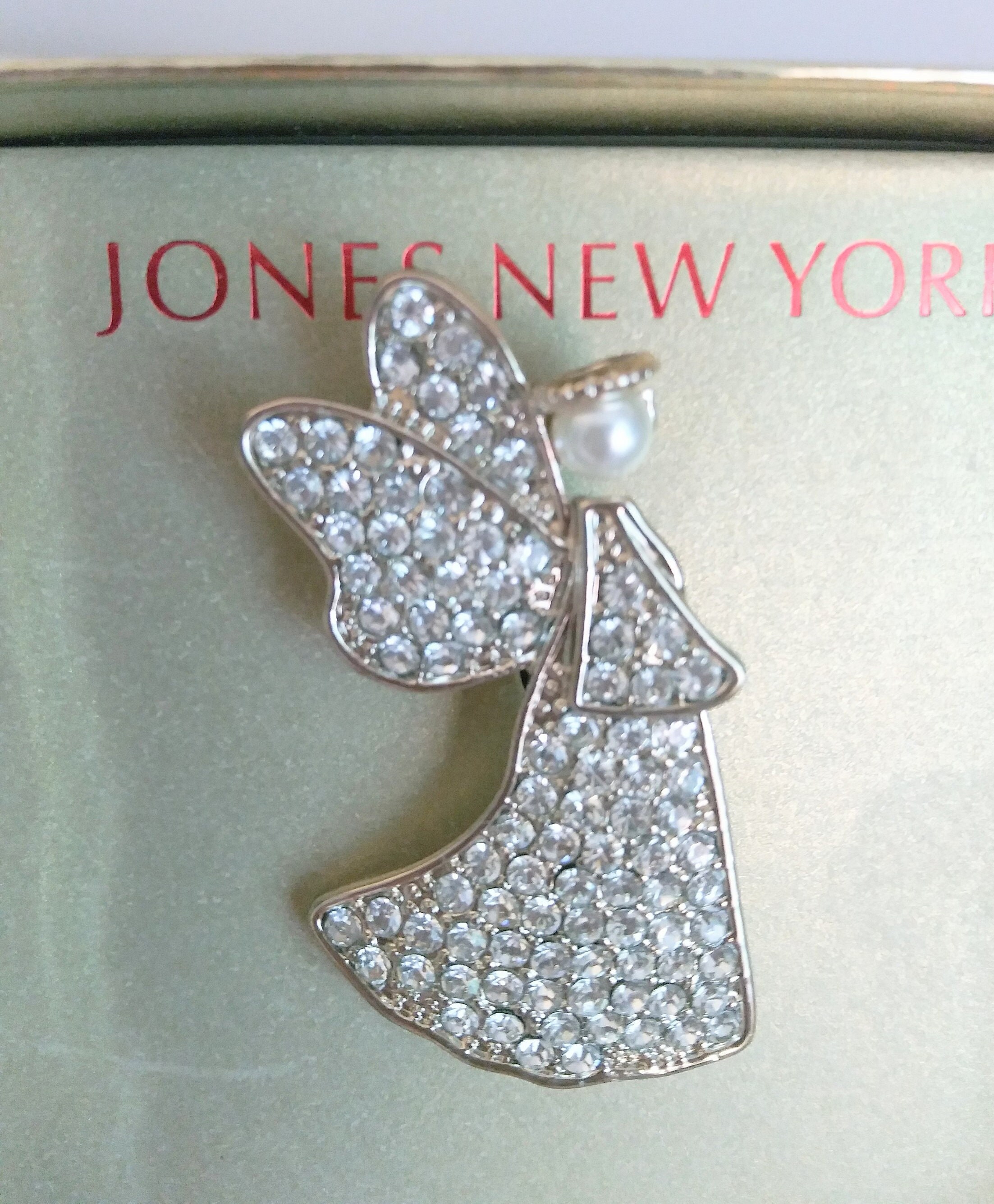 JJ Vintage Angel Pin Brooch Christmas Horn Rhinestone Stars