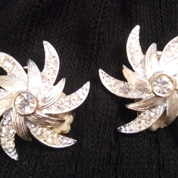 Vintage Sarah Coventry "Evening Comet" Earrings, Starburst Rhinestones Style Clip Earrings, Silver Tone Metal Setting