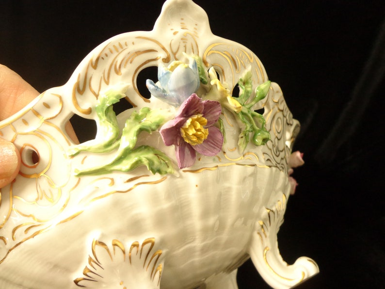 Antique Floral Overlay Openwork Bowl Basket Excellent Condition Potschappel Von Carl Thieme Porcelain DRESDEN 1900/'s Germany