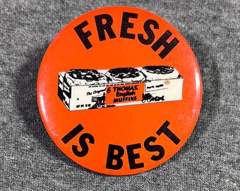 1970s Thomas English Muffin Pinback Button Pin Vintage Advertising