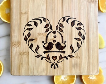 Large Lovebirds cutting board, charcuterie board, Valentine’s Day gift, anniversary gift, housewarming, newlyweds, PERSONALIZE