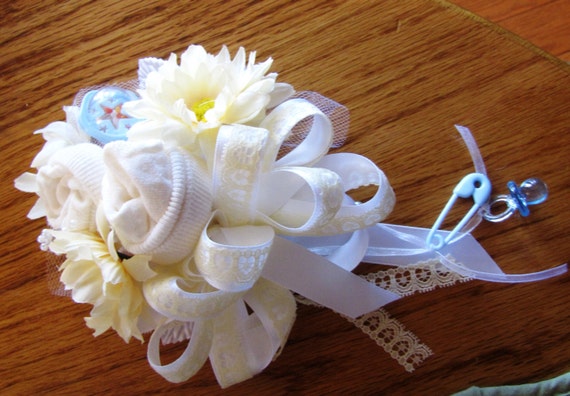 Baby Sock Baby ShowerCorsage,  Mommy to be shower, Handmade Infant Sock Baby Shower Corsage