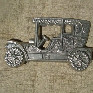 Vintage Metal Plaque Garage Decor Sign Wall Door Car
