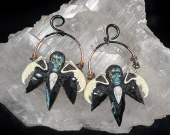 Flying Skull Ear Weights: Bone, Labradorite, Obsidian Arrowhead - Gothic Ear Hangers