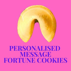 Biscoitos da sorte com mensagens personalizadas para casamento, aniversário, anúncio de gravidez, Halal, Vegano e Vegetariano.