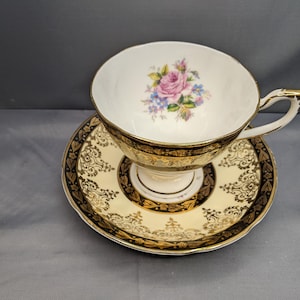 Vintage Crownford fine bone china teacup and saucer set