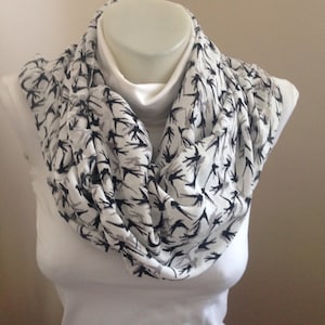 Hummingbird -Scarf - Black and White,  Animal Scarf, Christmas Gifts,Gift for her women boss mom aunt sister wife