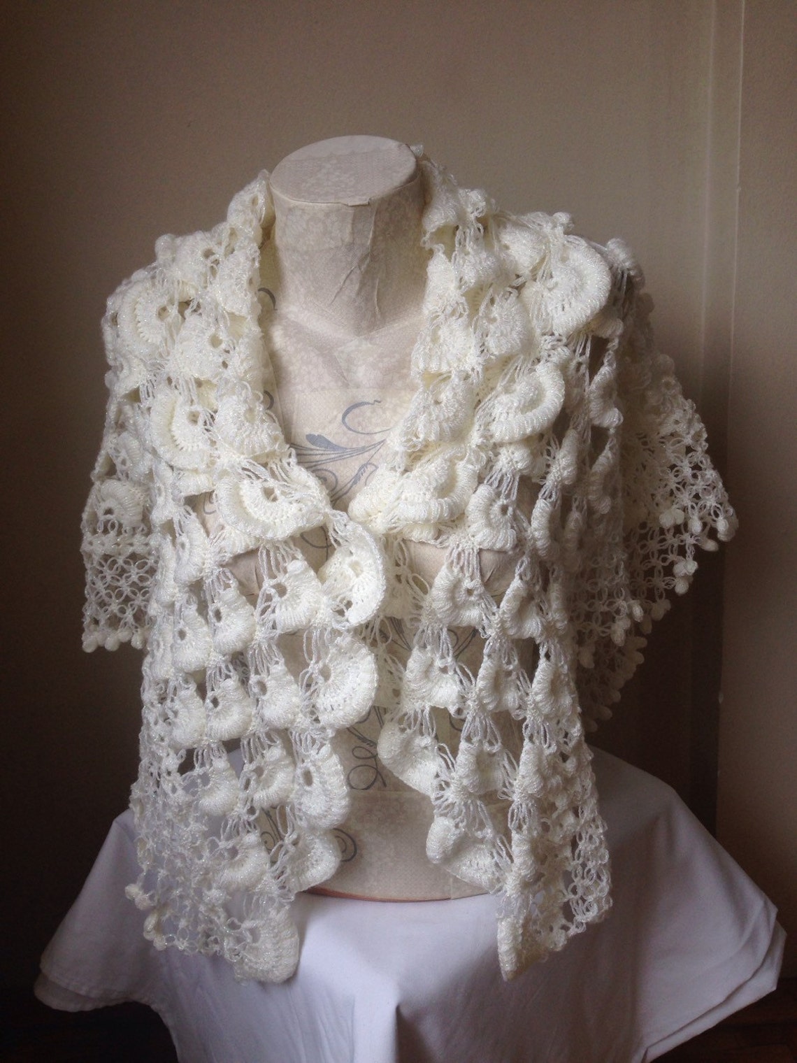 shrugs and shawls for weddings
