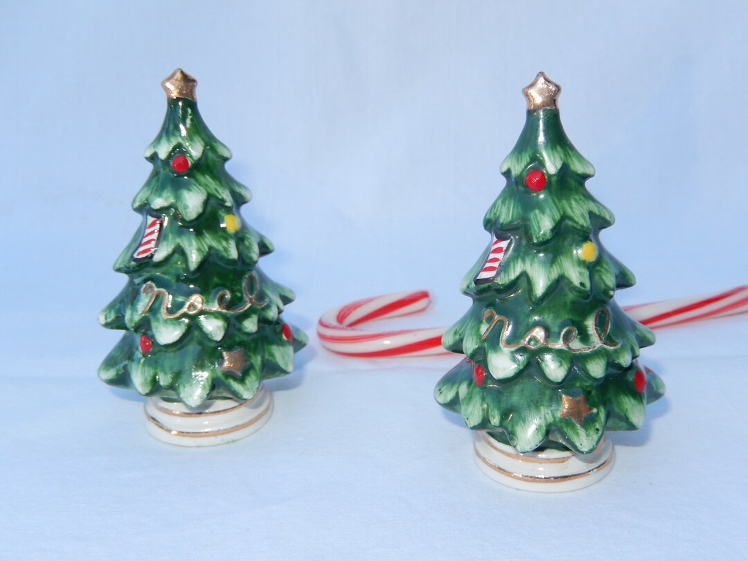 Lefton Christmas Tree Salt and Pepper Shakers 1960s Lefton Etsy