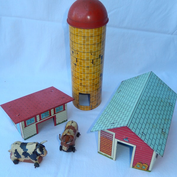 Vintage Tin Litho Farm Buildings / Cows - Toy Farm - Silo - Chicken Coop - Barn - Cows