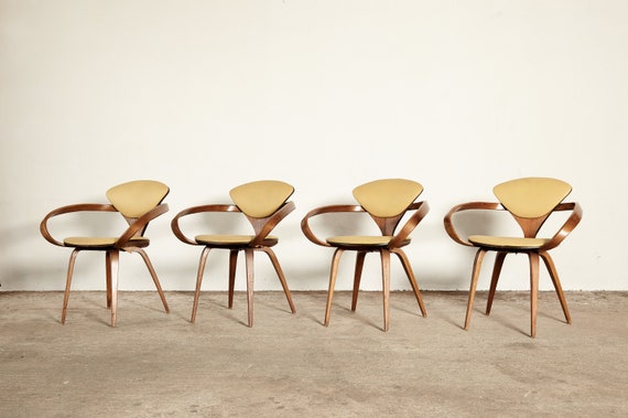 A Set Of Four Norman Cherner Pretzel Dining Chairs Made By Etsy