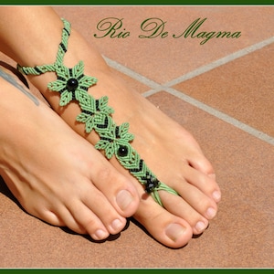 MADE TO ORDER Mint Macrame Barefoot sandal with Black Onyx. Hippie barefoot sandal. Macrame beach sandal. Anklet toe ring. Slave anklet.