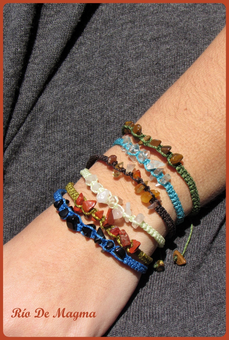 Friendship bracelet with orange agate or red agate in macrame Energy cleaner Brown and carnelian Bracelet with chip stone Square knot