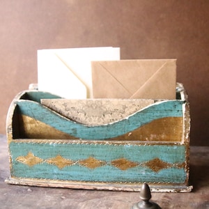 Florentine vintage style postman blue and gold