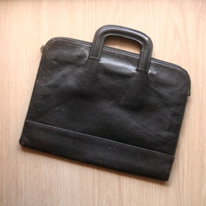 Vintage black leather document holder bag with retractable handles signed adpel Italia