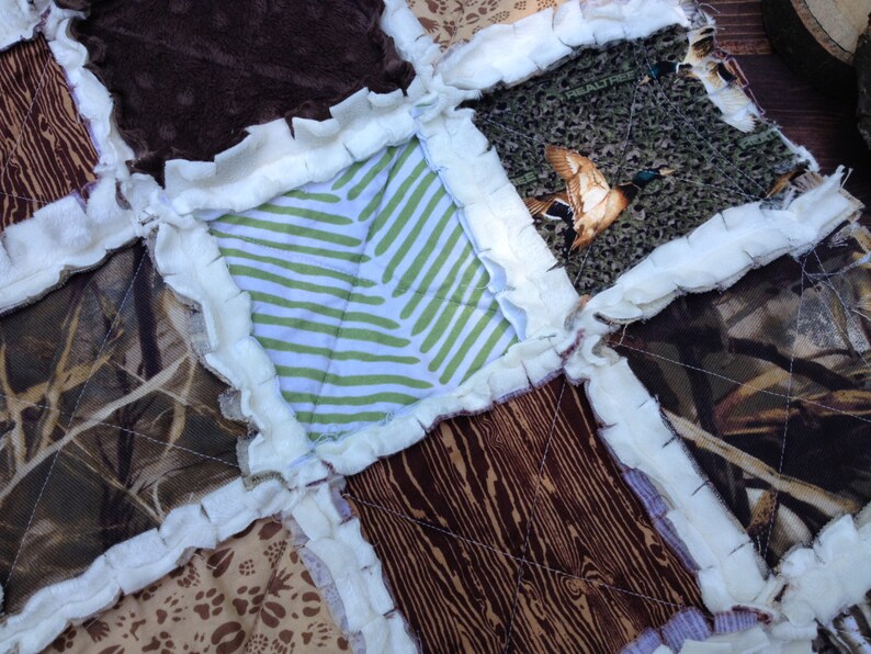 Camo baby bedding DUCK HUNT\u2013 Feature Collections: Real Tree Duck Camo /& Max 4 Advantage Camo Hunting blanket woodgrain Baby Rag Quilt