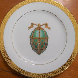 Gold BuffetRoyal Gallery8 1/2Vintage Plate Price Is Per PlateFabergé Egg StyleDifferent Colors AvailableGold Tone ScrollPre-Owned image 2