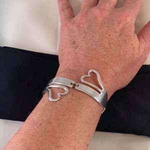 Old Recycled Fork Bracelet, Ornate Design Fork Jewelry for Women, Twisted Fork Heart Bracelet, Antique Silverware Jewelry Gift for Her,