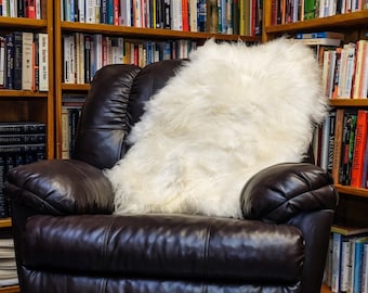 Creamy White Icelandic Sheepskin rug : 100-110cm(40-44in) (7-101-AS) Y1E/Y2F