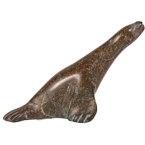 Inuit Soapstone Carving: Seal Design (44-G15) Y3K