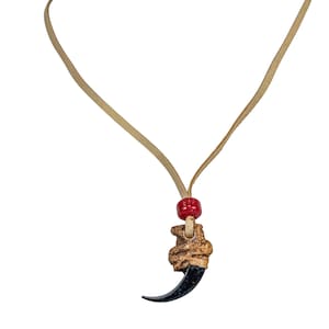 Realistic Iroquois &quot;Eagle Claw&quot; Necklace: 1-Claw (368-301-G6168) 9UC1