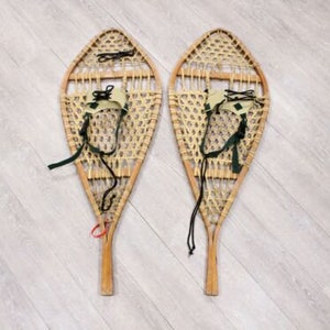 Auténtico par de raquetas de nieve vintage usadas (47-90-G3405)