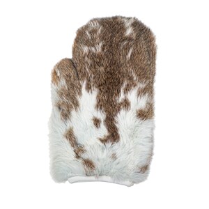 Single Rabbit Fur Massage Mitt: Spotted Brown and White (696-9SP-S-G4810) Y1X