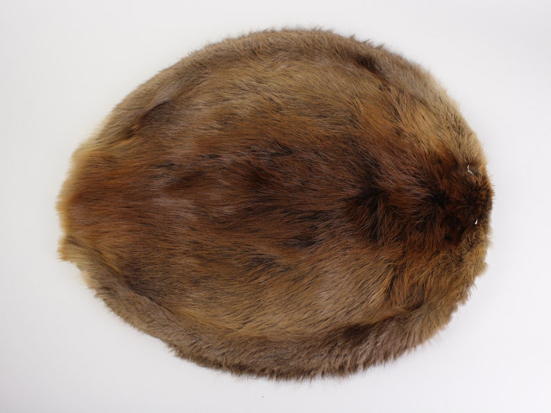 L18 Medium Beaver Skin #1#2 grade 50-1-M-G3230 Gallery