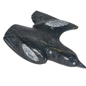 Inuit Soapstone Carving: Bird (44-G37) Y3K