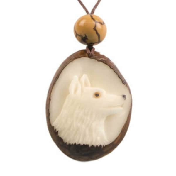 Tagua Nut Necklace: Sled Dog/Siberian Husky (1153-N772) Y2H