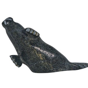 Inuit Soapstone Carving: Seal Design (44-G36) Y3K