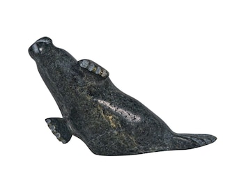 Inuit Soapstone Carving: Seal Design (44-G36)
