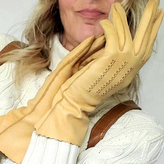 Vintage tan Nubuck Leather Gloves, Kid leather Glo