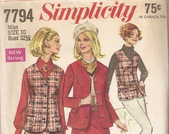 Vintage Sewing Pattern - Simplicity 7794 - Juniors and Misses' Clothes - Skirt, Mini-Skirt, Jacket & Sleeveless Jacket, Size 10