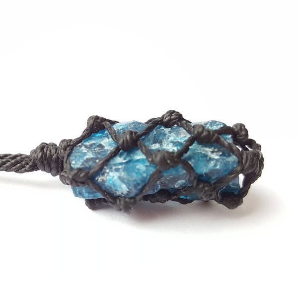 Blue apatite, raw apatite, blue apatite necklace, raw apatite necklace, crystal necklace, magic necklace, chakra necklace, yoga, tribal