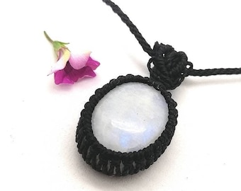 Moonstone necklace, Rainbow Moonstone necklace, Moonstone jewellery, healing stones, white