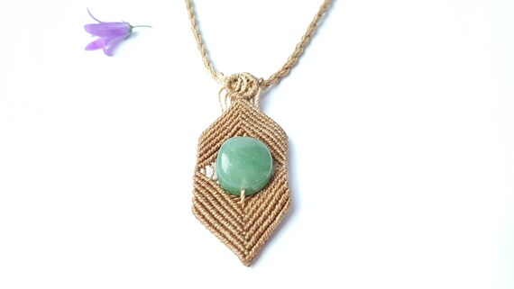 Green Quartz Necklace Colour Healing Jewellery - Green Heart Chakra Pendant Green Quartz Necklace Colour Healing Jewellery - Green Heart Chakra Pendant