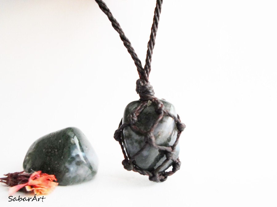 Moss Agate pendant, mens pendant, healing stone pendant, gift for him…